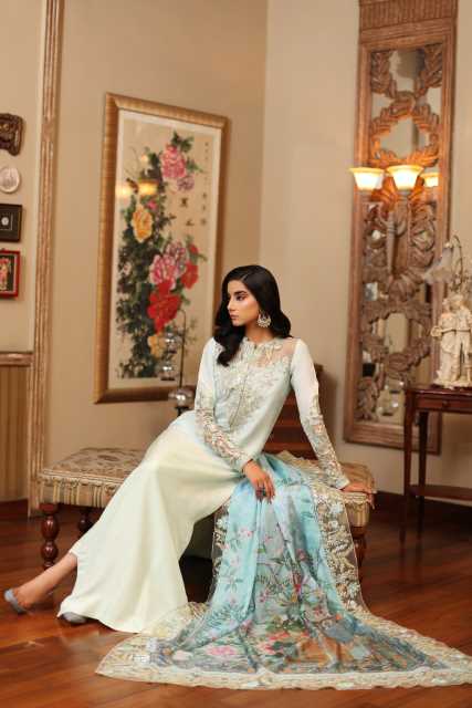 Azure Luxurious Silk Festive Collection (AZ-06)