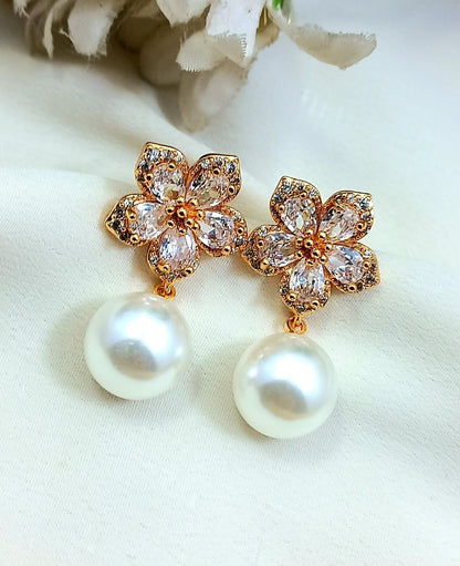 Exquisite Pearl and Diamond Flower Earrings