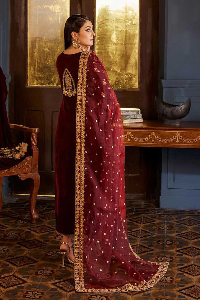 Zainab Chottani Velvet Collection 2023 – New Catalog