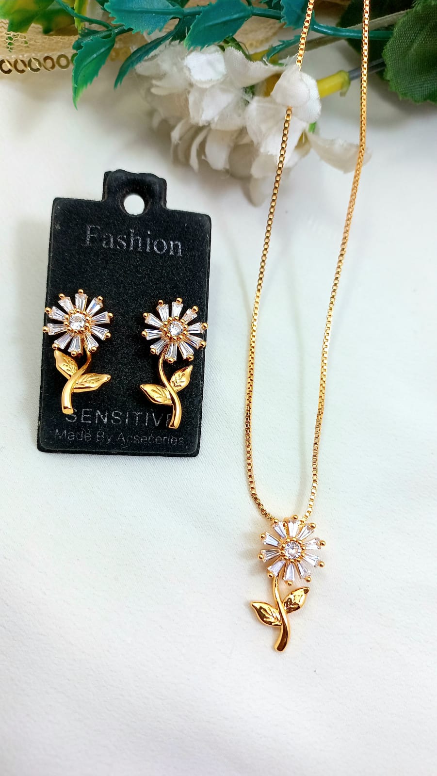 Delicate Daisy Flower Jewelry Set